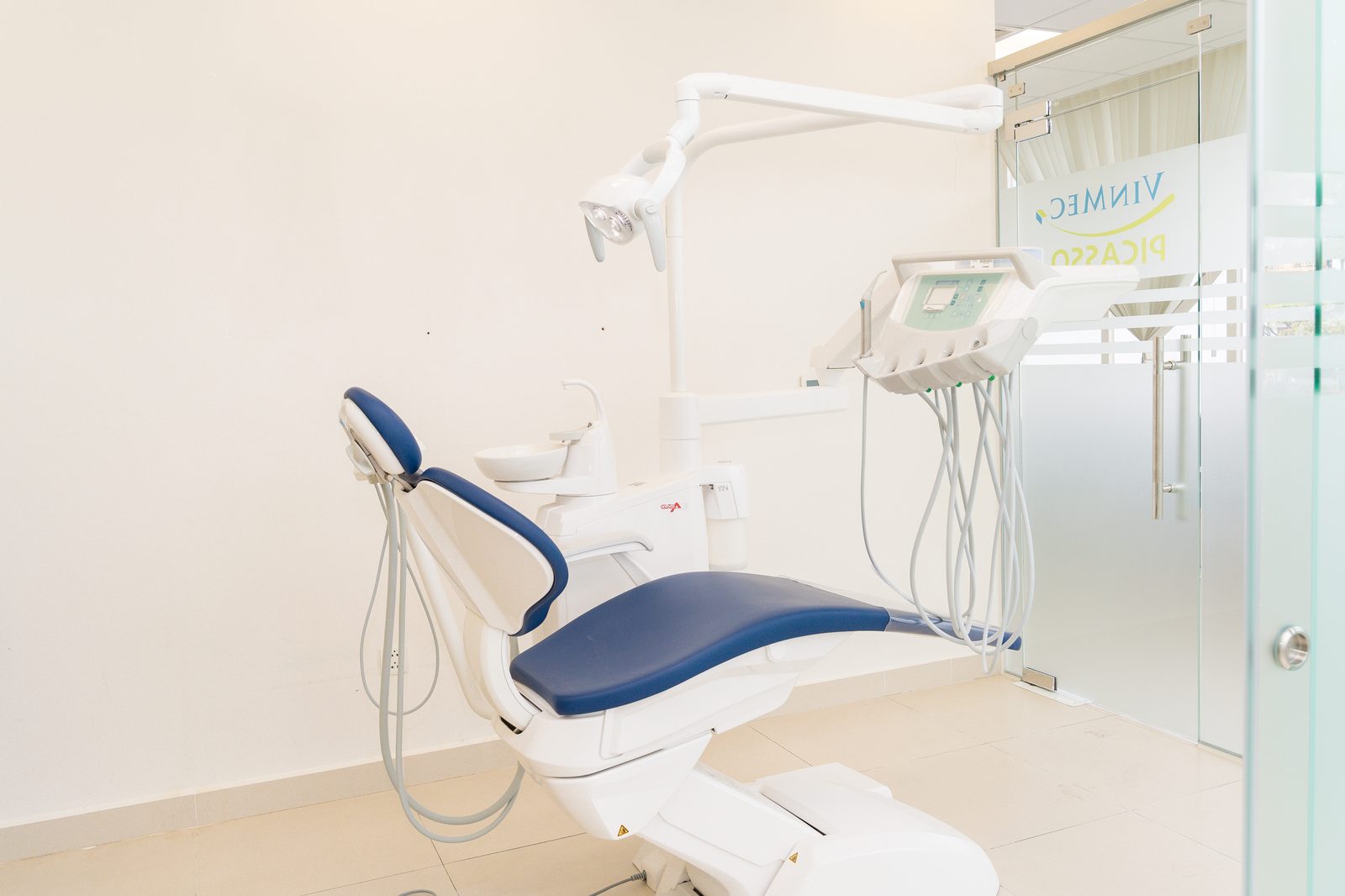 Reception area at Picasso Dental Vinmec Da Nang